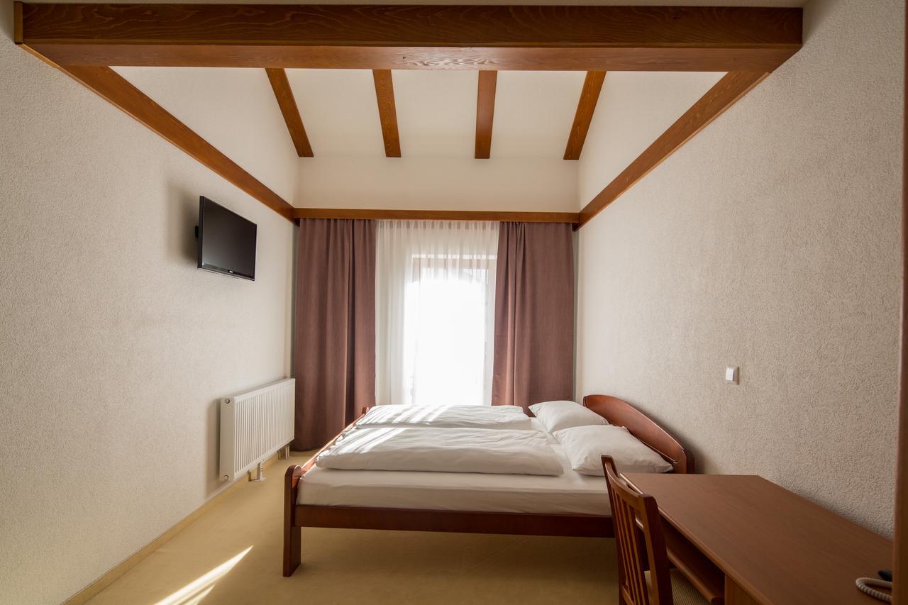 Hotel Knez Kupres  Eksteriør billede