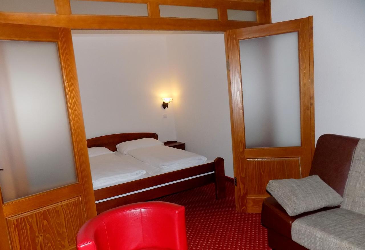 Hotel Knez Kupres  Eksteriør billede